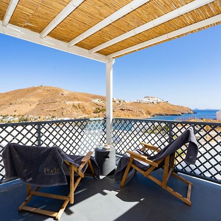 5 Traditional Suites Livadi  Exterior foto